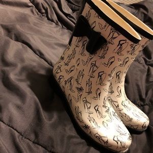 Jessica’s Simpson Rain-boots